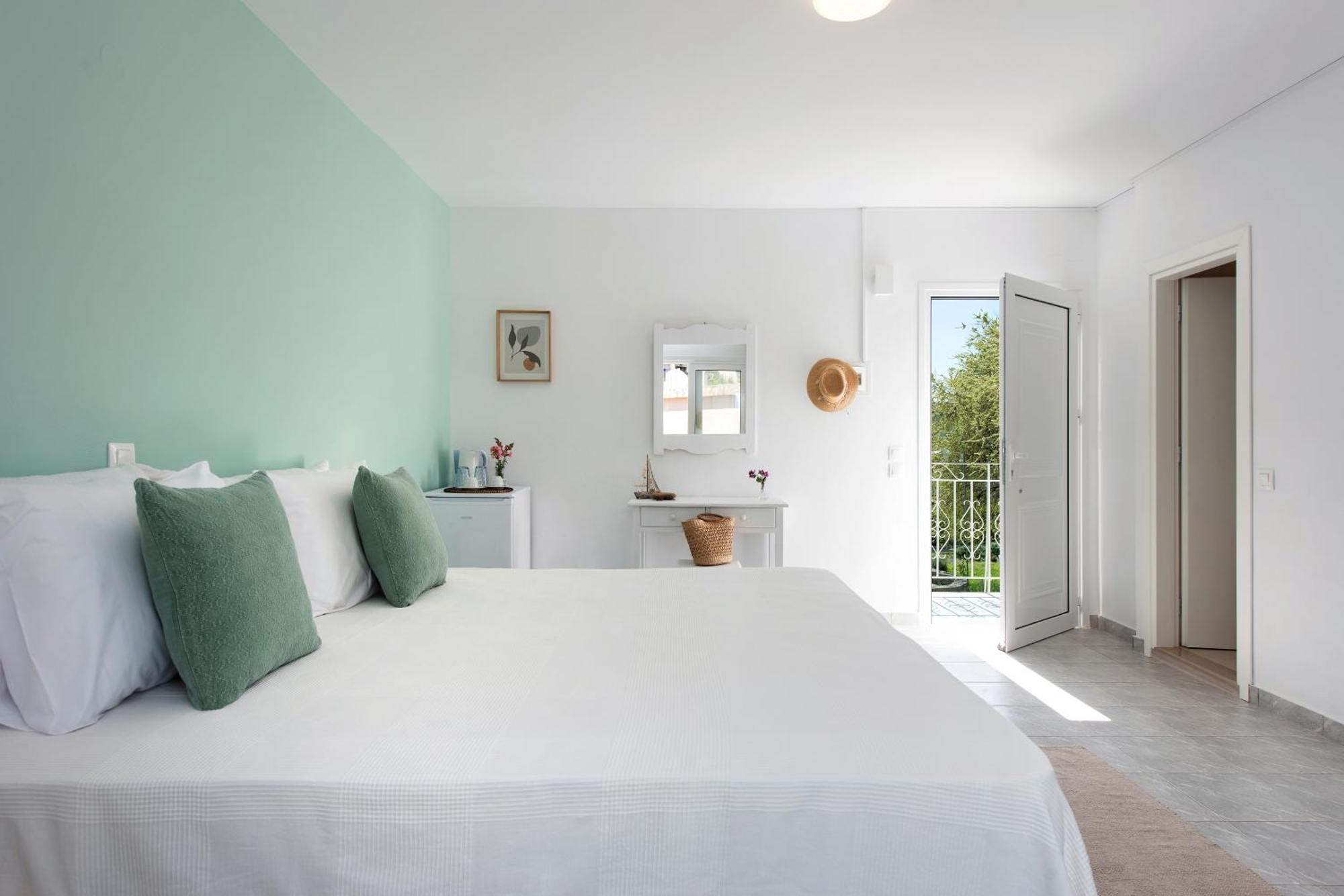 Nisea Apartments Ipsos Bagian luar foto