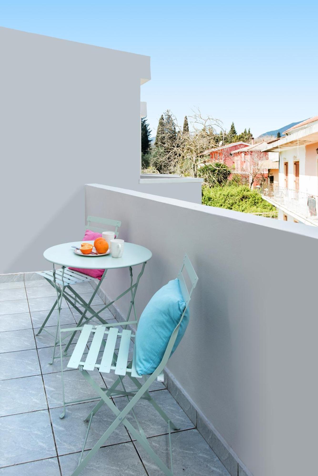 Nisea Apartments Ipsos Bagian luar foto